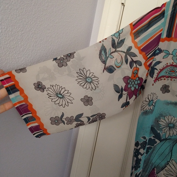 Coldwater Creek Floral Silk Tunic Size Small - Picture 9 of 9